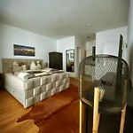 Talgarten Studio 8