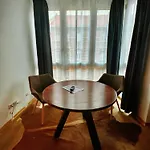 Talgarten Studio 8